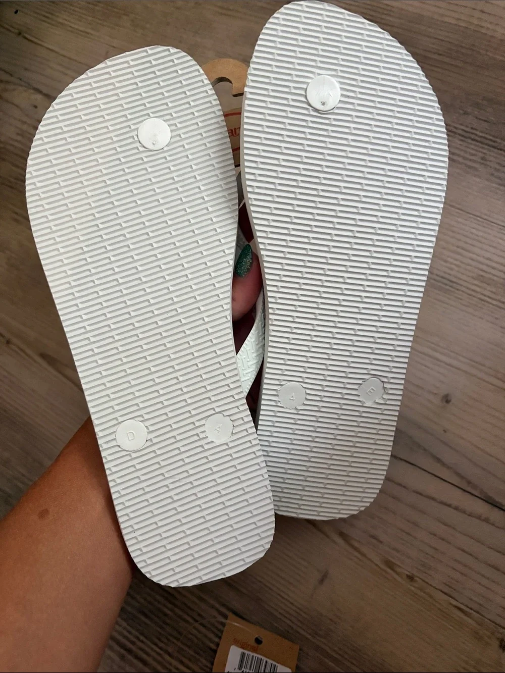 Havaianas White Classic Flip Flops